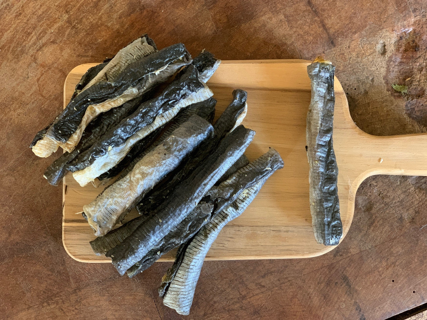 Fish Skin Rolls